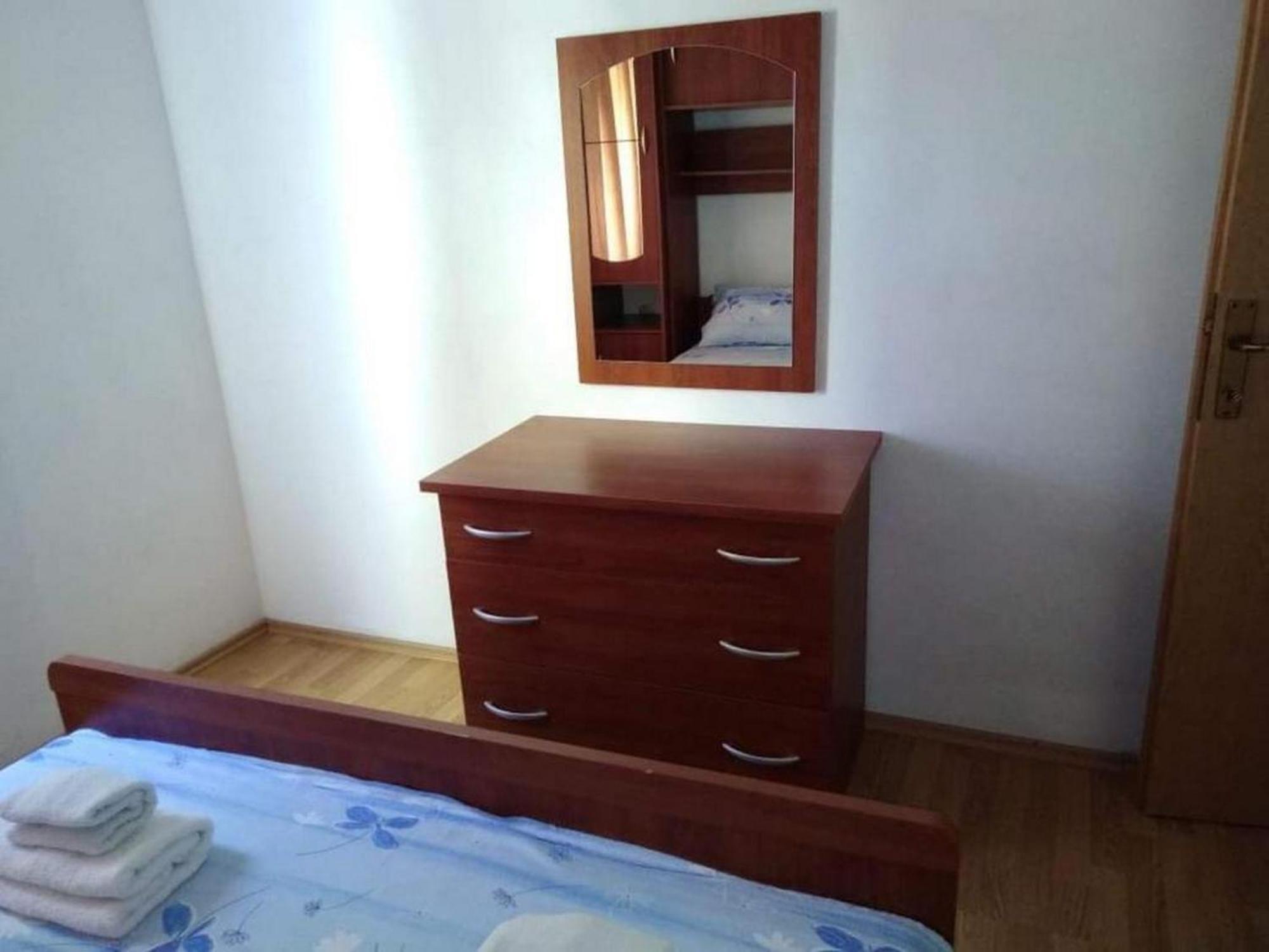 Apartments Miocic Ražanac Quarto foto