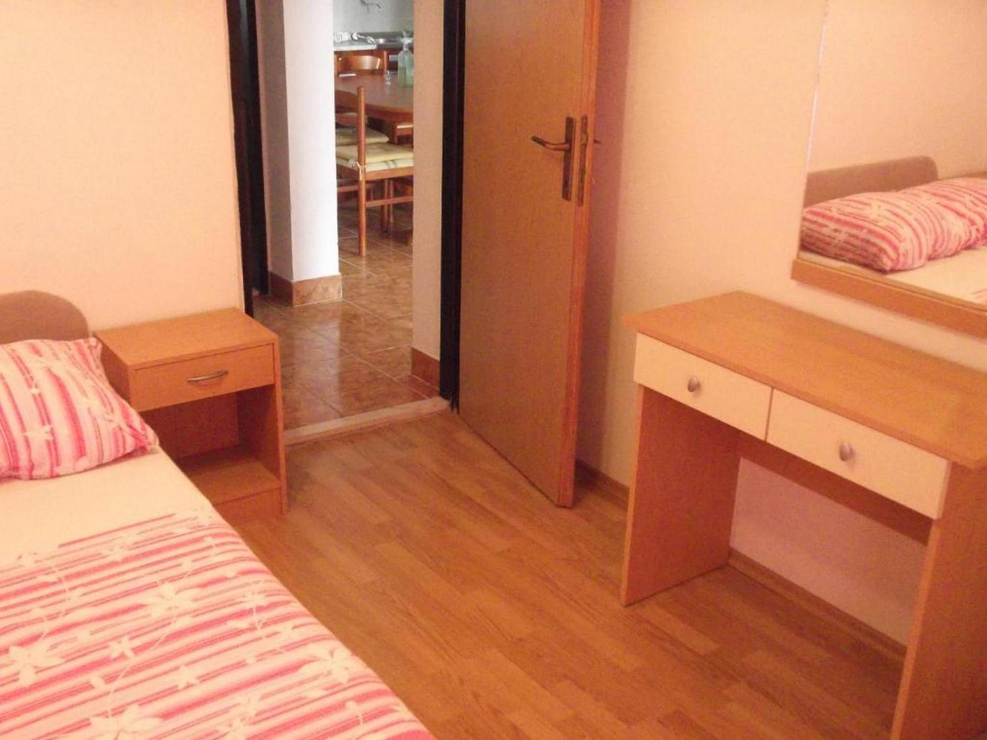 Apartments Miocic Ražanac Quarto foto